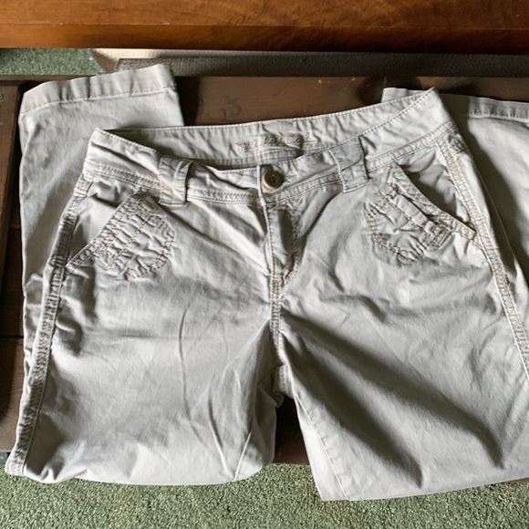 Pantalon Capri Poli Maurices - Taille 9/10 - Neuf Avec étiquettes - Coupe Courte élégante